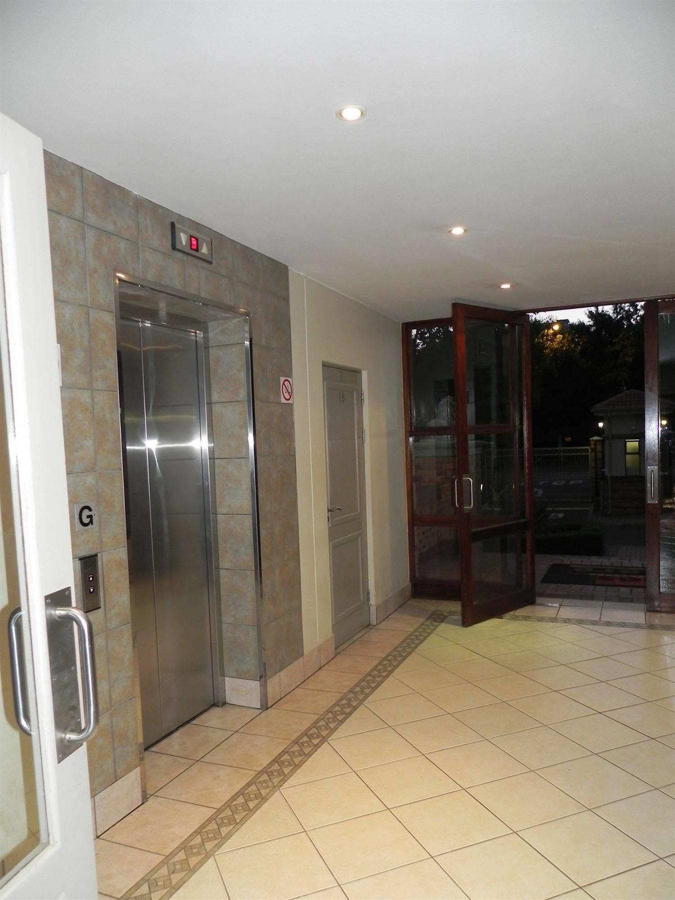 Westay Timessquare Apartments Sandton Eksteriør bilde